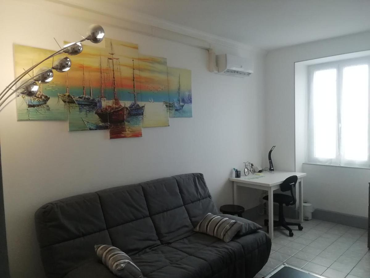 Apartamento Pegase Meuble 3*** Fourchambault Exterior foto